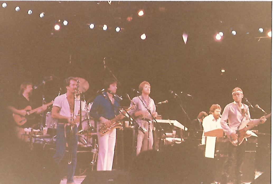 Chicago1982-06-12ValleyForgeMusicFairPA (11).jpg